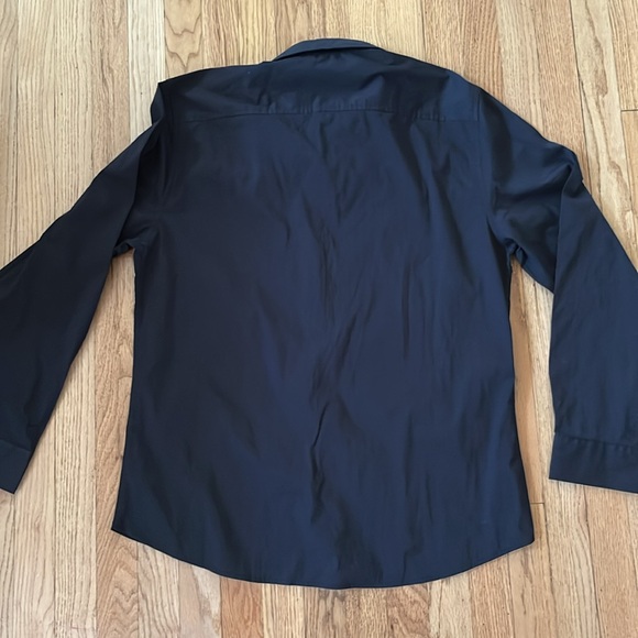 Guess mens black bottom up shirt XL  nwt - Picture 9 of 10